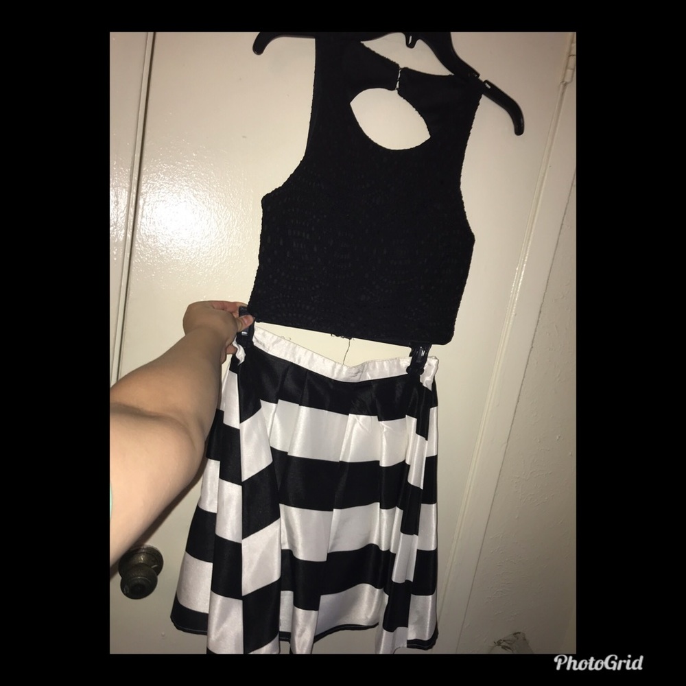 🖤🖤 Open back 2 piece dress🖤🖤